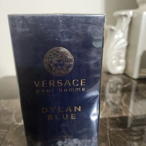 Versace Dylan Blue Box in Deep Blue and Gold 100 ML